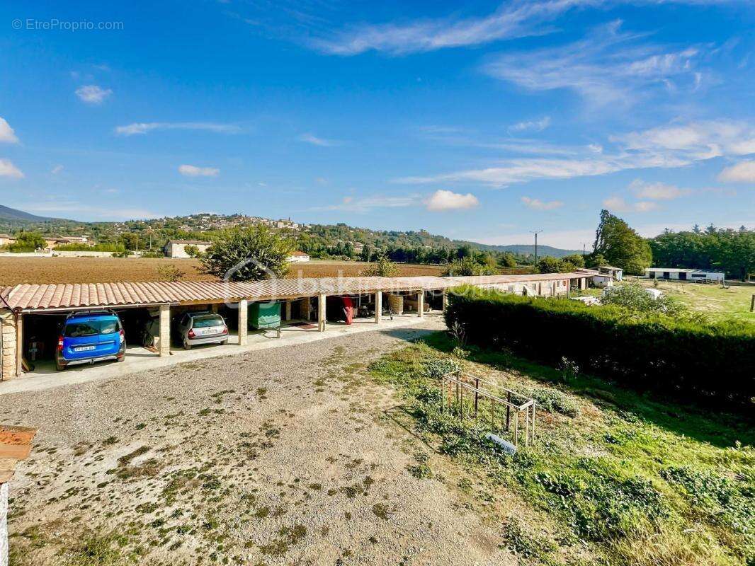 Appartement à FAYENCE