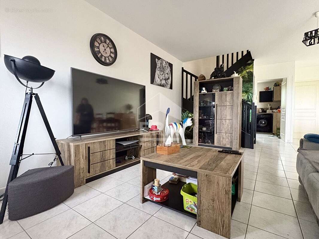 Appartement à SAINTES