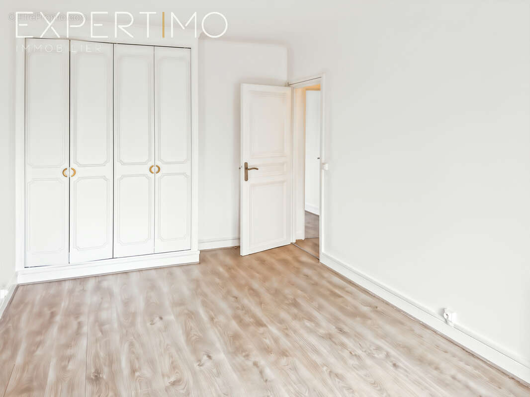 Appartement à SAINT-GRATIEN