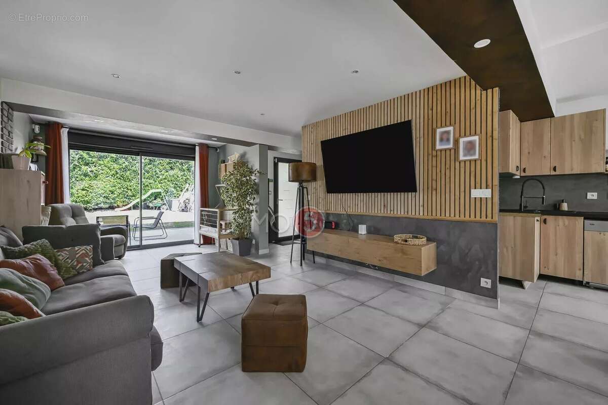 Maison à AULNAY-SOUS-BOIS