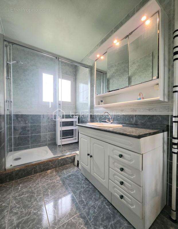 Maison à LE MEE-SUR-SEINE