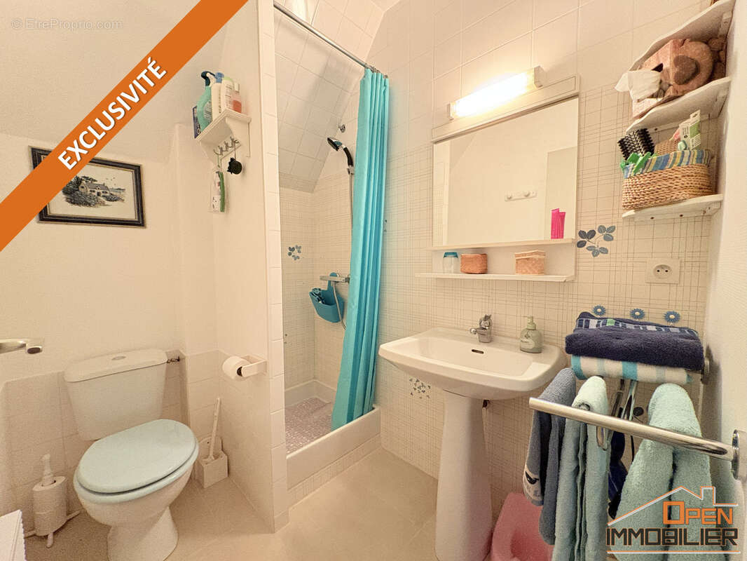 Maison à SAINT-JULIEN-DE-LAMPON