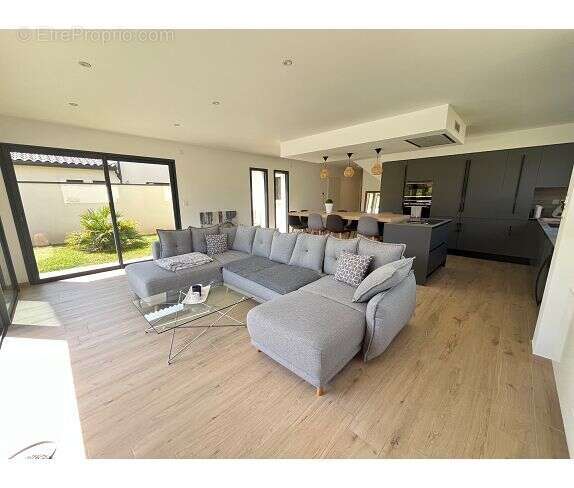 Maison 140 m² à Sathonay-Village  - photo 5