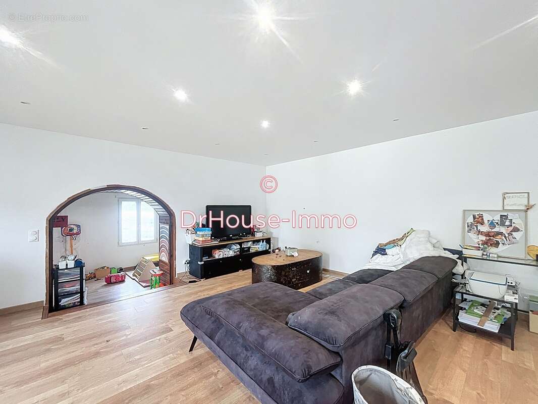 Maison à CHATEAU-LA-VALLIERE