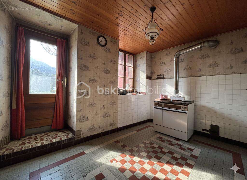Maison de village T5 de 105 m² à rénover – Séchilienne - photo 9