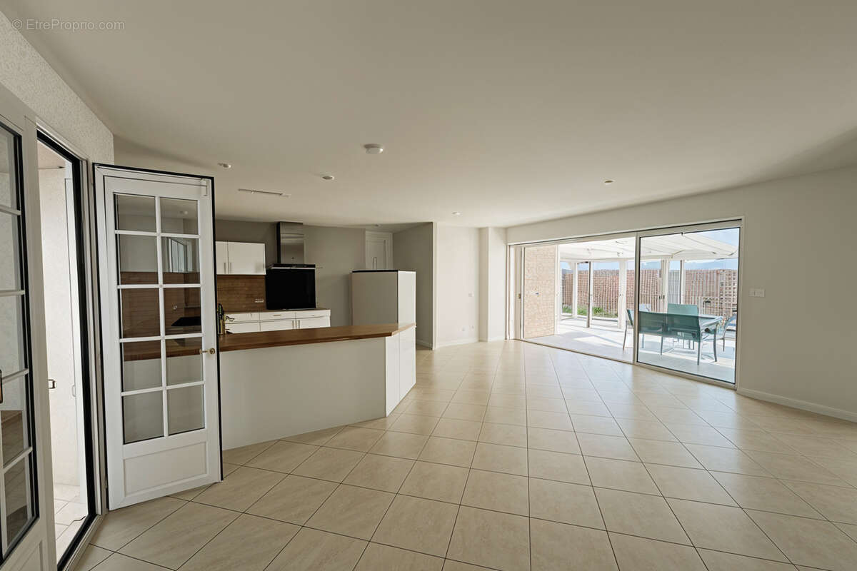 Maison à GUJAN-MESTRAS