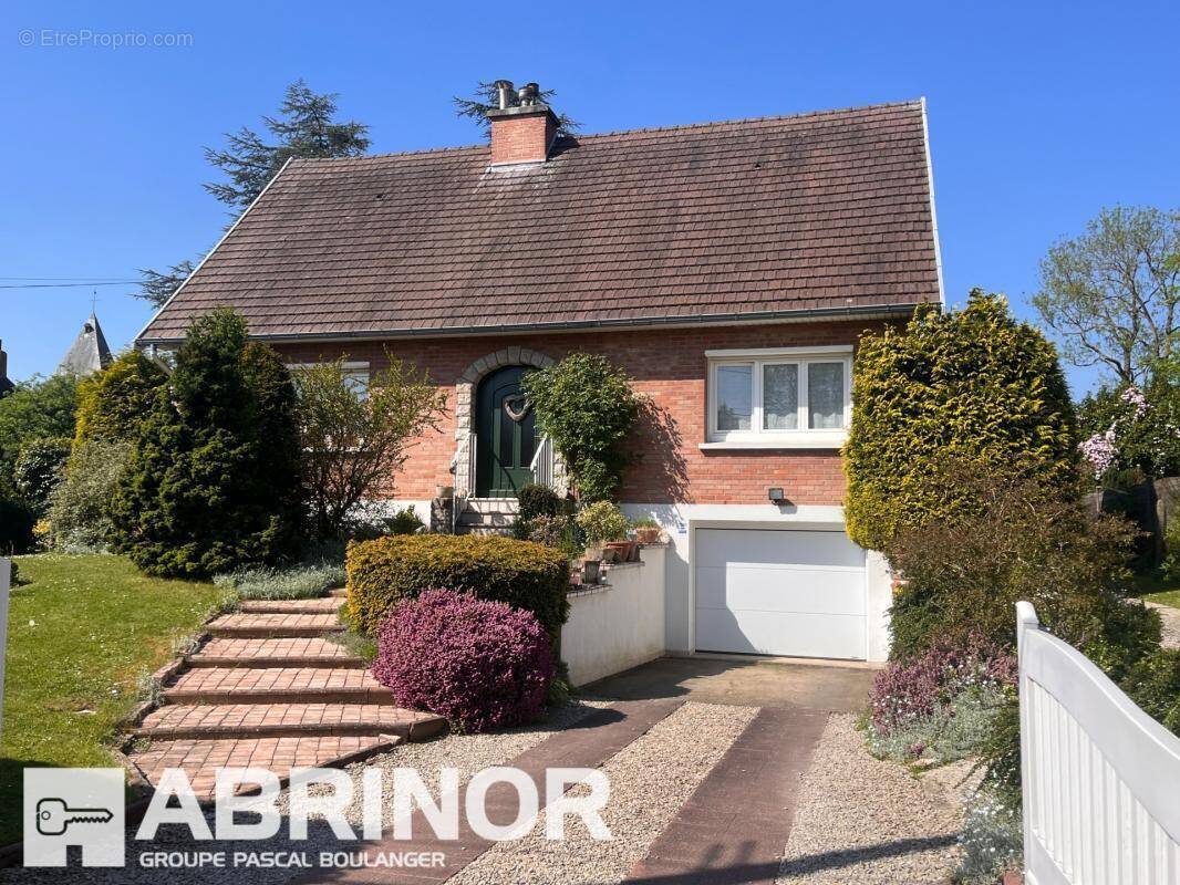 Maison à WATTIGNIES