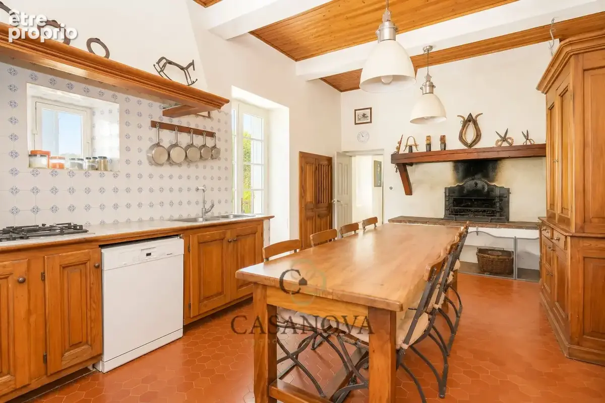 Propriété de caractère du XVIIe siècle avec piscine - photo 21