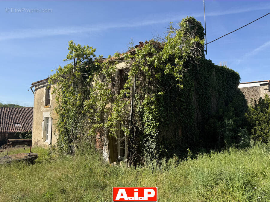 Maison à CHEFFOIS