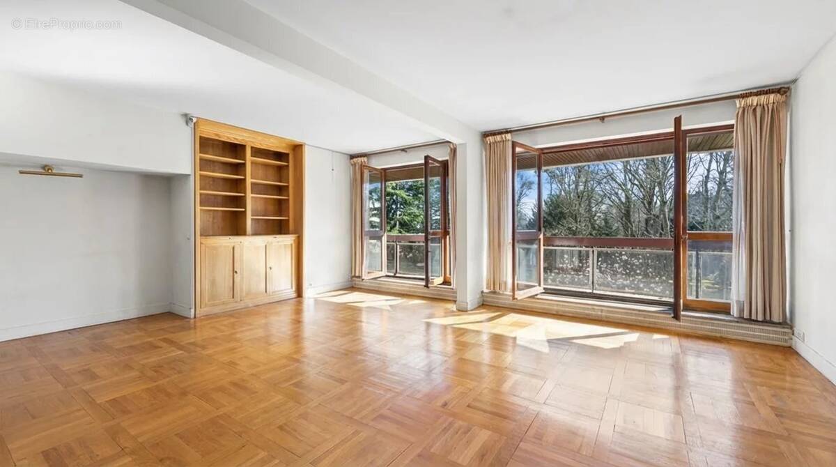 Appartement à SAINT-CLOUD