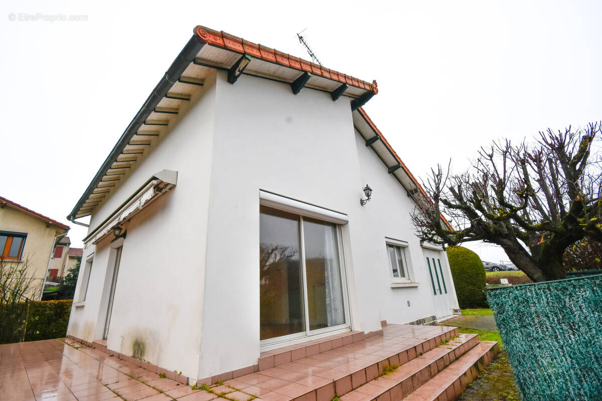 Maison à SAINTE-FLORINE