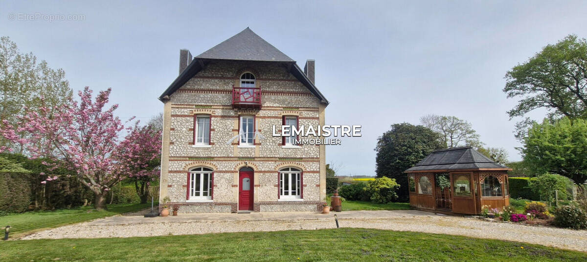 Maison à TROUVILLE