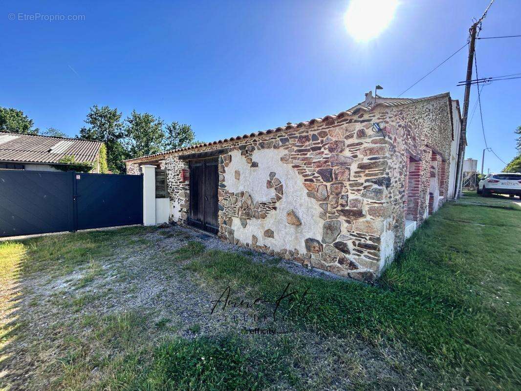 Maison à SAINTE-FLAIVE-DES-LOUPS