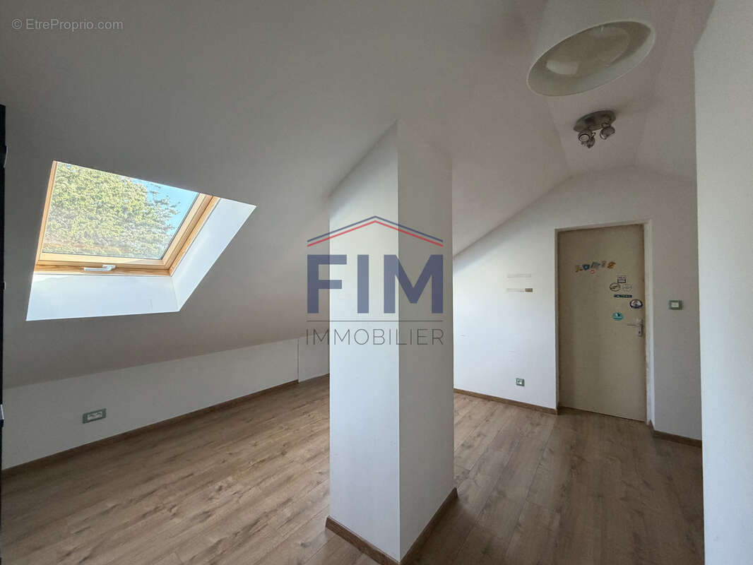 Maison 140 m² à Saint-Saens  - photo 12