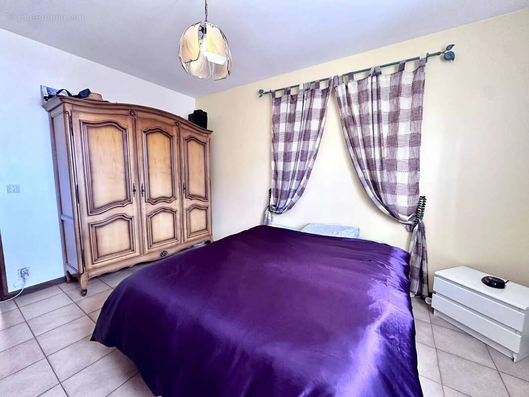 Maison à VILLENEUVE-DE-LA-RAHO