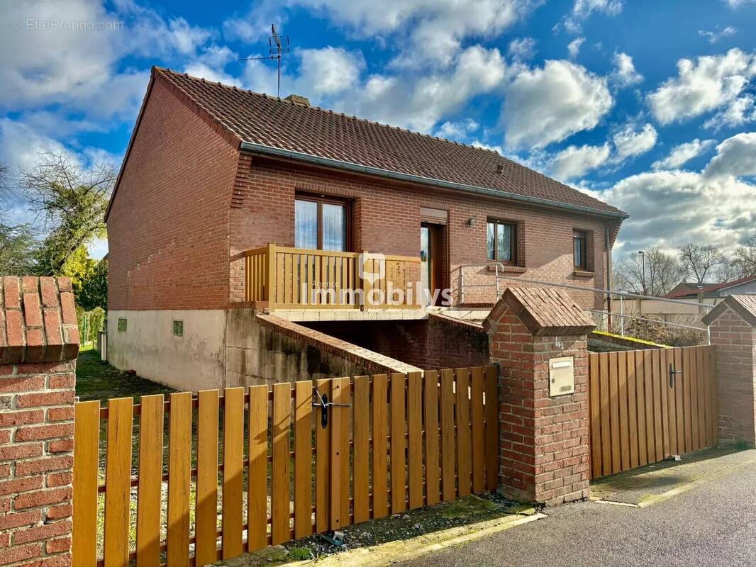 Maison à PECQUENCOURT