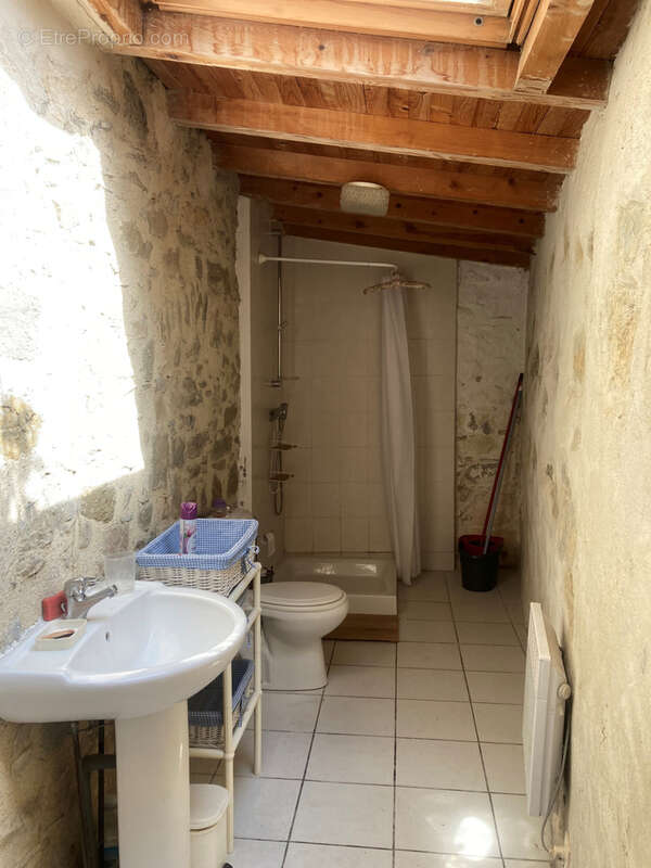 Proche Couiza maison de village de caractère, beaux espaces. - photo 10