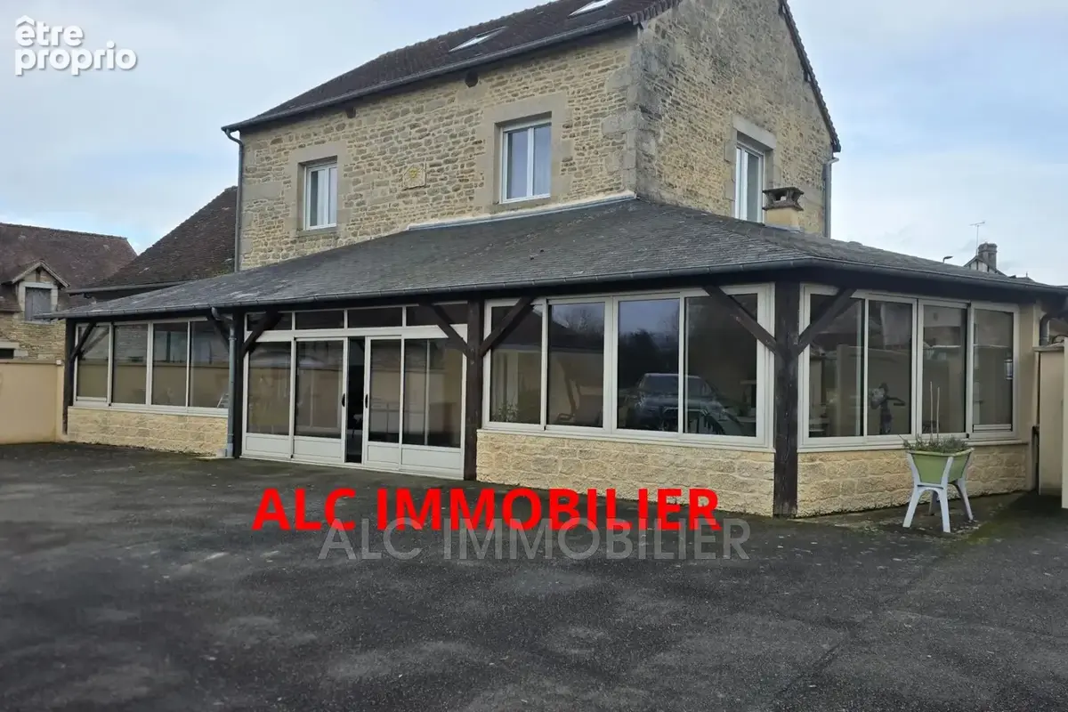 Maison à DAMIGNY