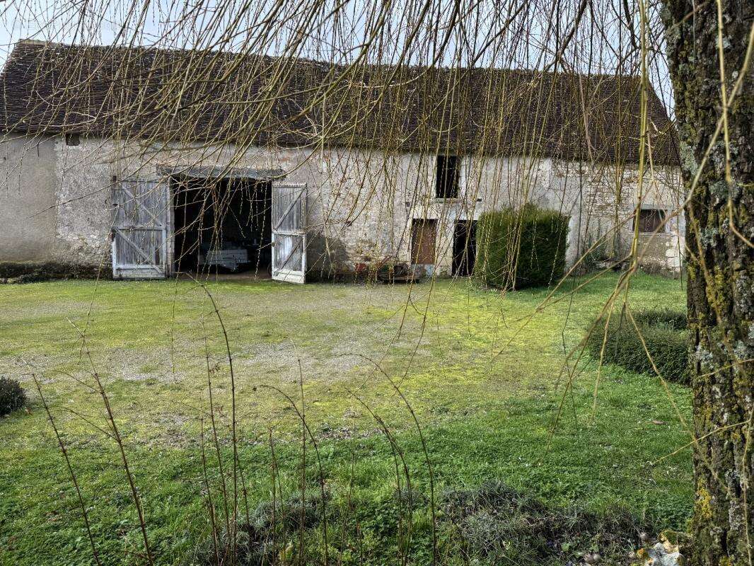 Maison à POULIGNY-SAINT-PIERRE