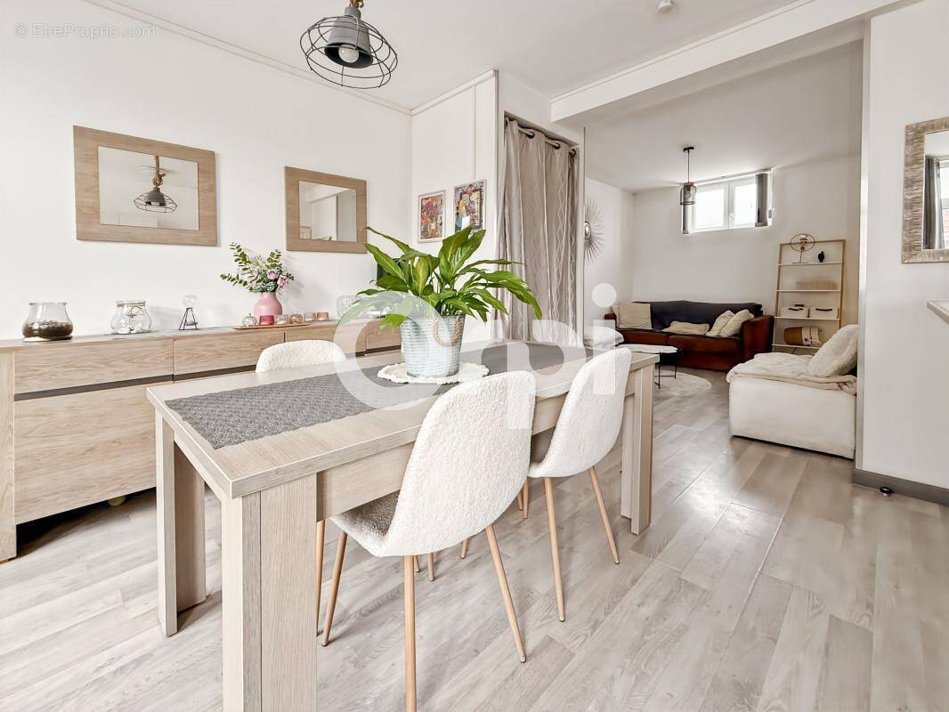 Appartement à LE PORTEL