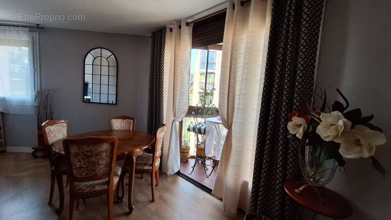 Appartement à MARSEILLE-13E