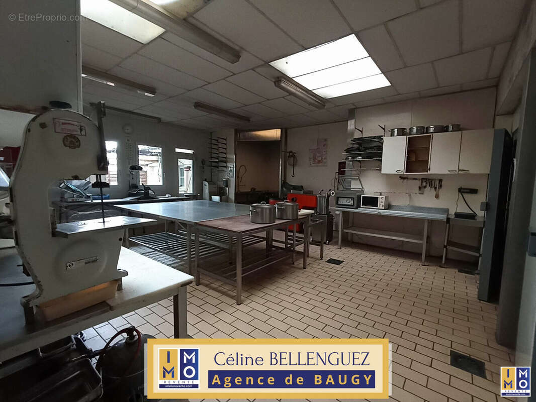 Appartement à AVORD