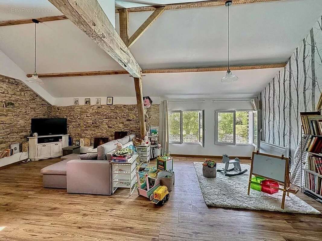 Maison à FRANQUEVIELLE