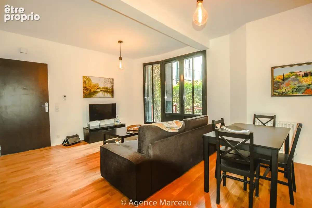 Joli 3 pièces en rez-de-jardin de 67m2 à Courbevoie - photo 3