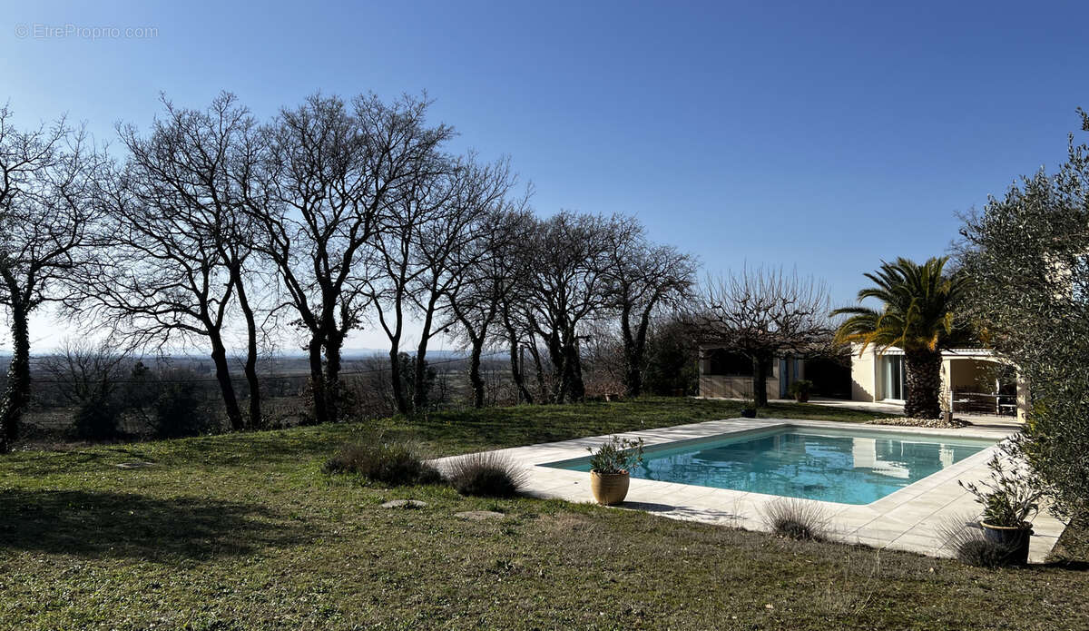 Maison à VAISON-LA-ROMAINE