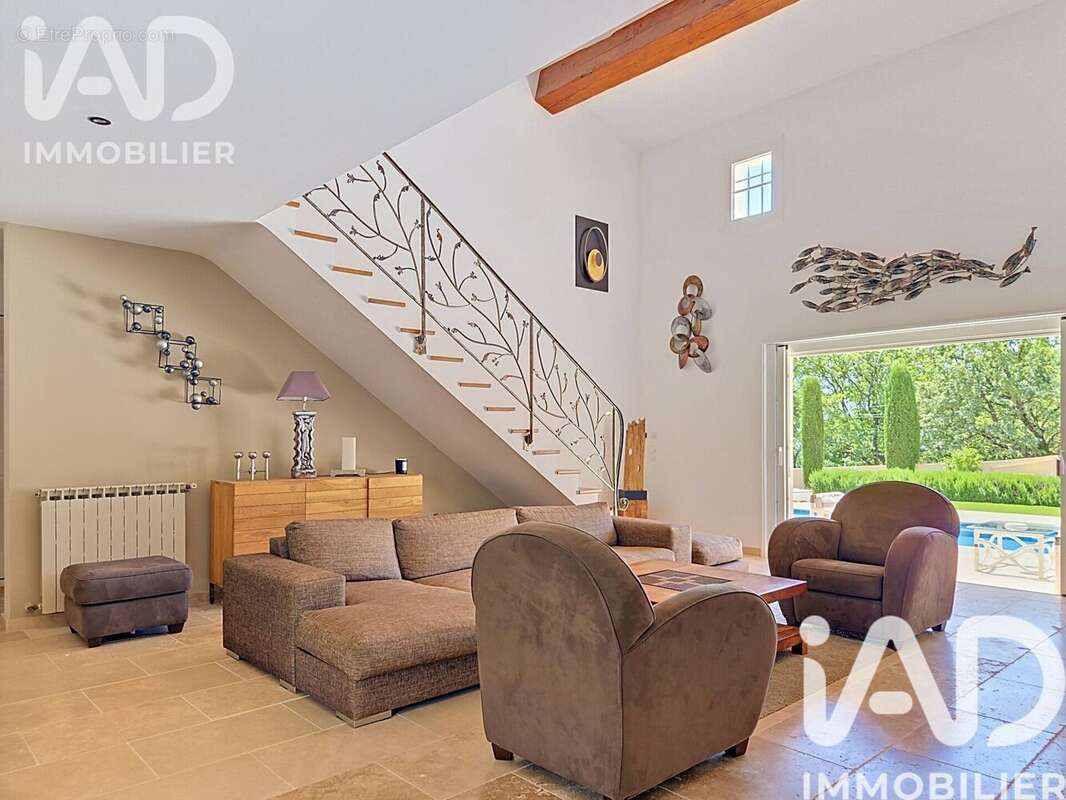 Maison 175 m² à Callian  - photo 7