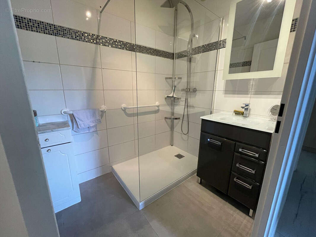 Appartement à SAINT-GRATIEN