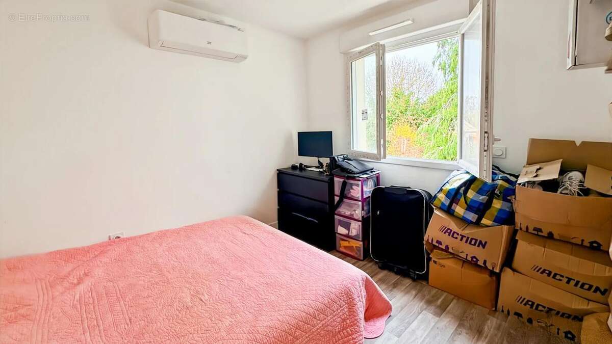 Maison à PARAY-DOUAVILLE