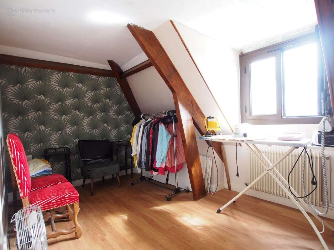 Maison à CUSSY