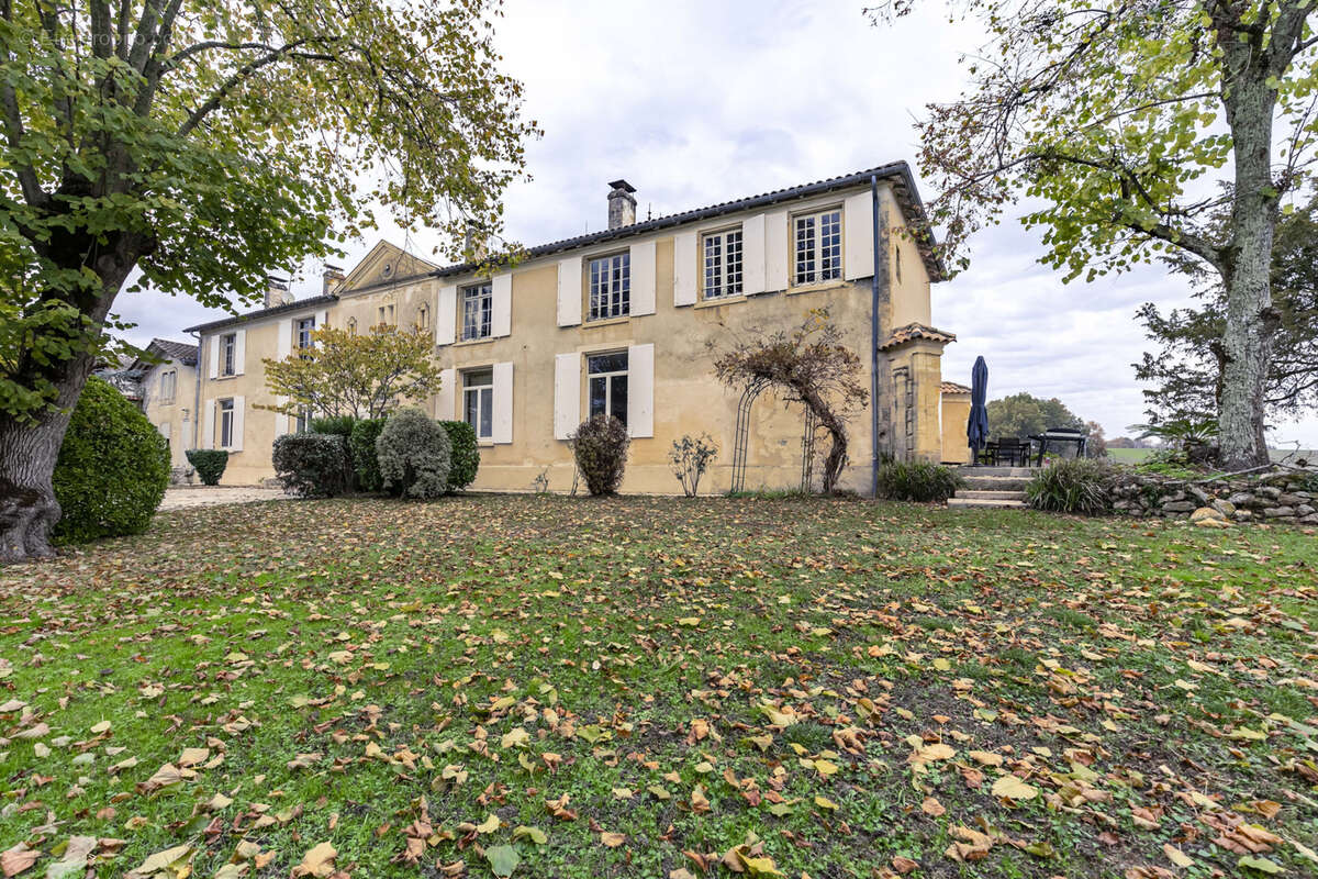 Maison à SAINTE-CROIX-DU-MONT