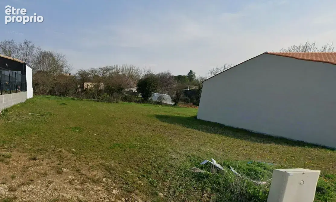 Terrain à SAINT-MAXIRE