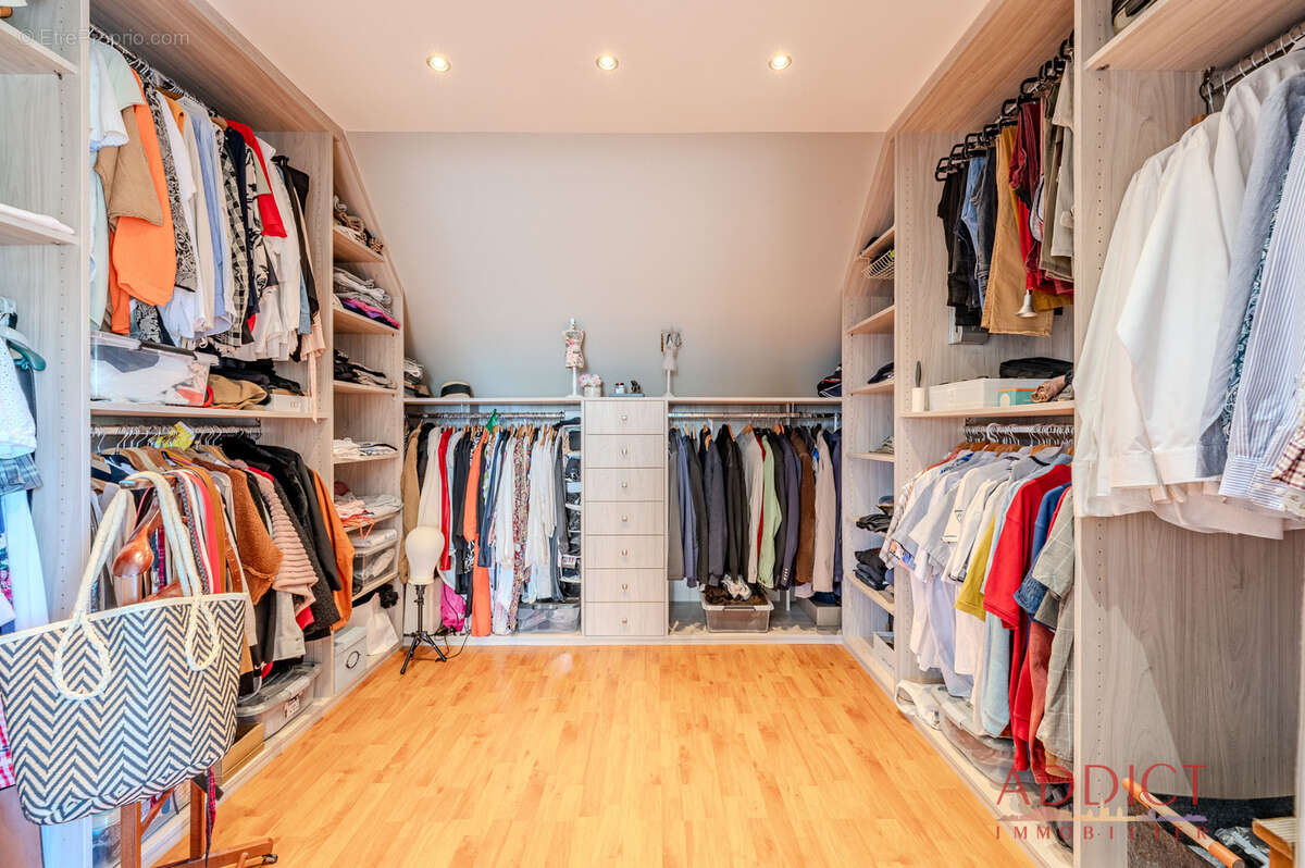 Maison à WIWERSHEIM