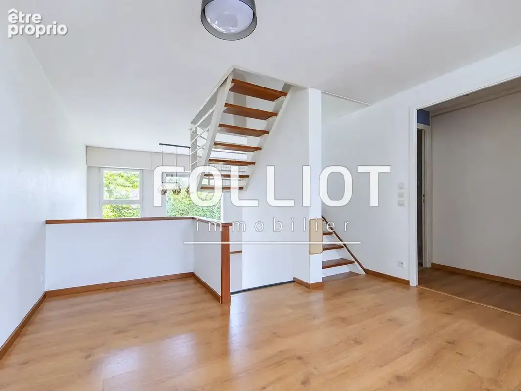 A VENDRE Maison lumineuse de 4 pièces quartier Folie-Couvrechef à Caen - photo 3