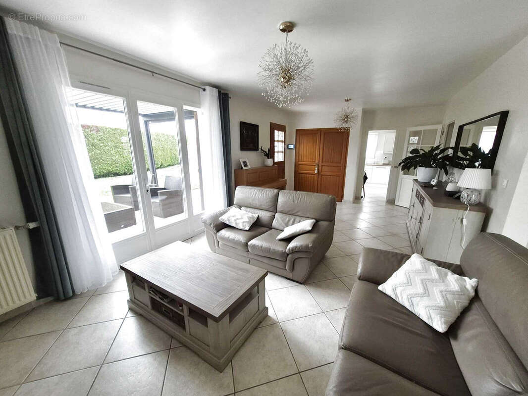 Maison à ROSIERES-PRES-TROYES