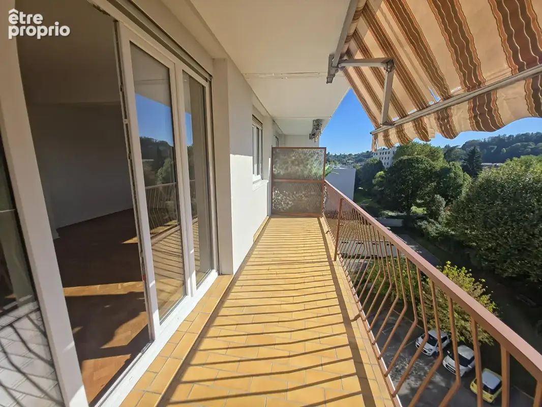 Appartement T3 en étage élevé avec balcon et garage - photo 2