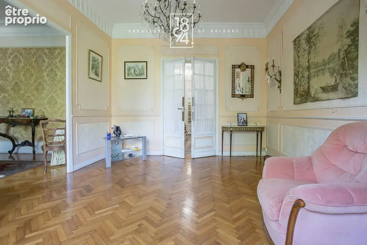 Carré d’Or : Appartement T4 Bourgeois 126m2 avec terrasse, cave et chambre de bonne - photo 2
