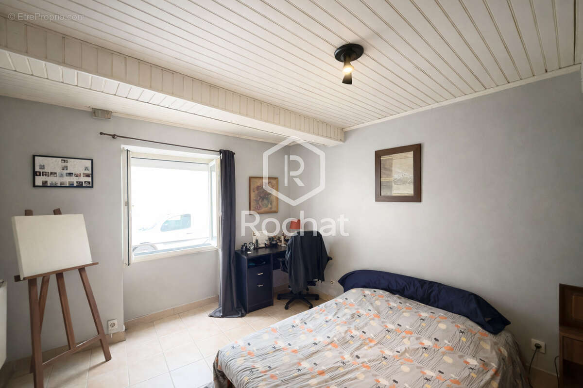Appartement à SAINT-JUST-SAINT-RAMBERT
