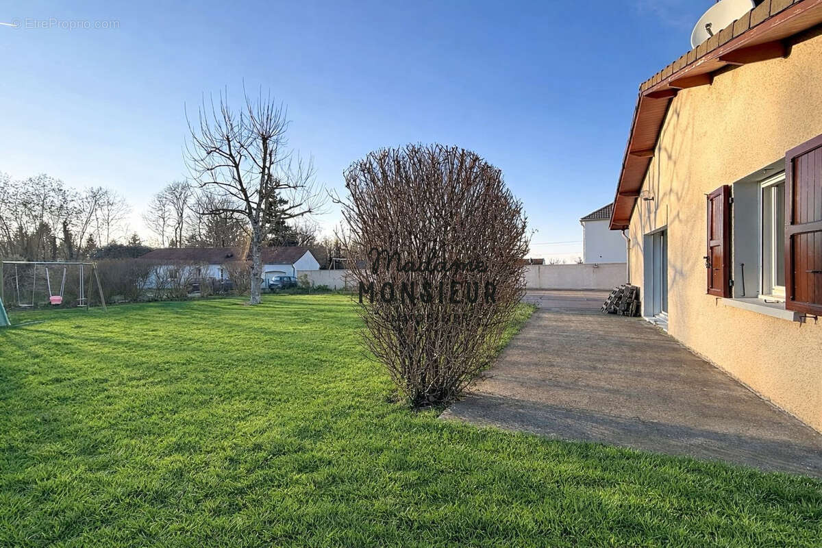 Maison à CESSIEU