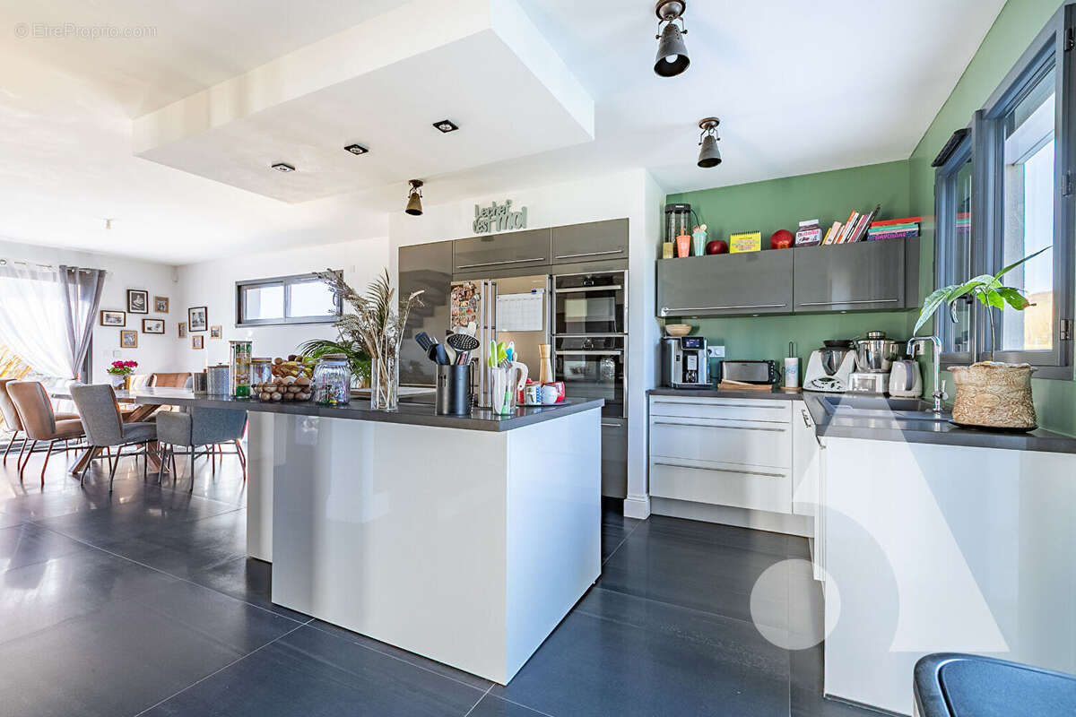 Maison à SAINT-MARTIN-LONGUEAU