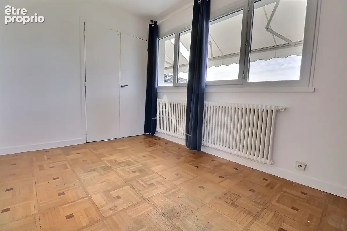 Bel Appartement Maisons Laffitte 5 pièce(s) 86,97 m2  (3 chambres) + chbre de service  (9,48 m²) au calme ! - photo 11