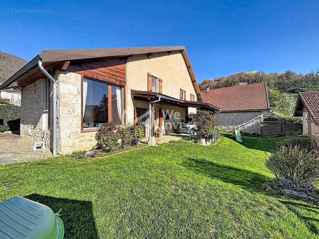 Maison à CHAMPFROMIER