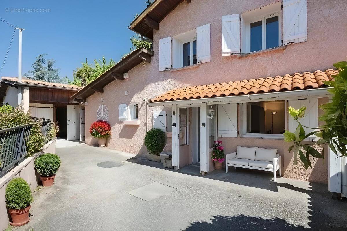 Maison à GENAS