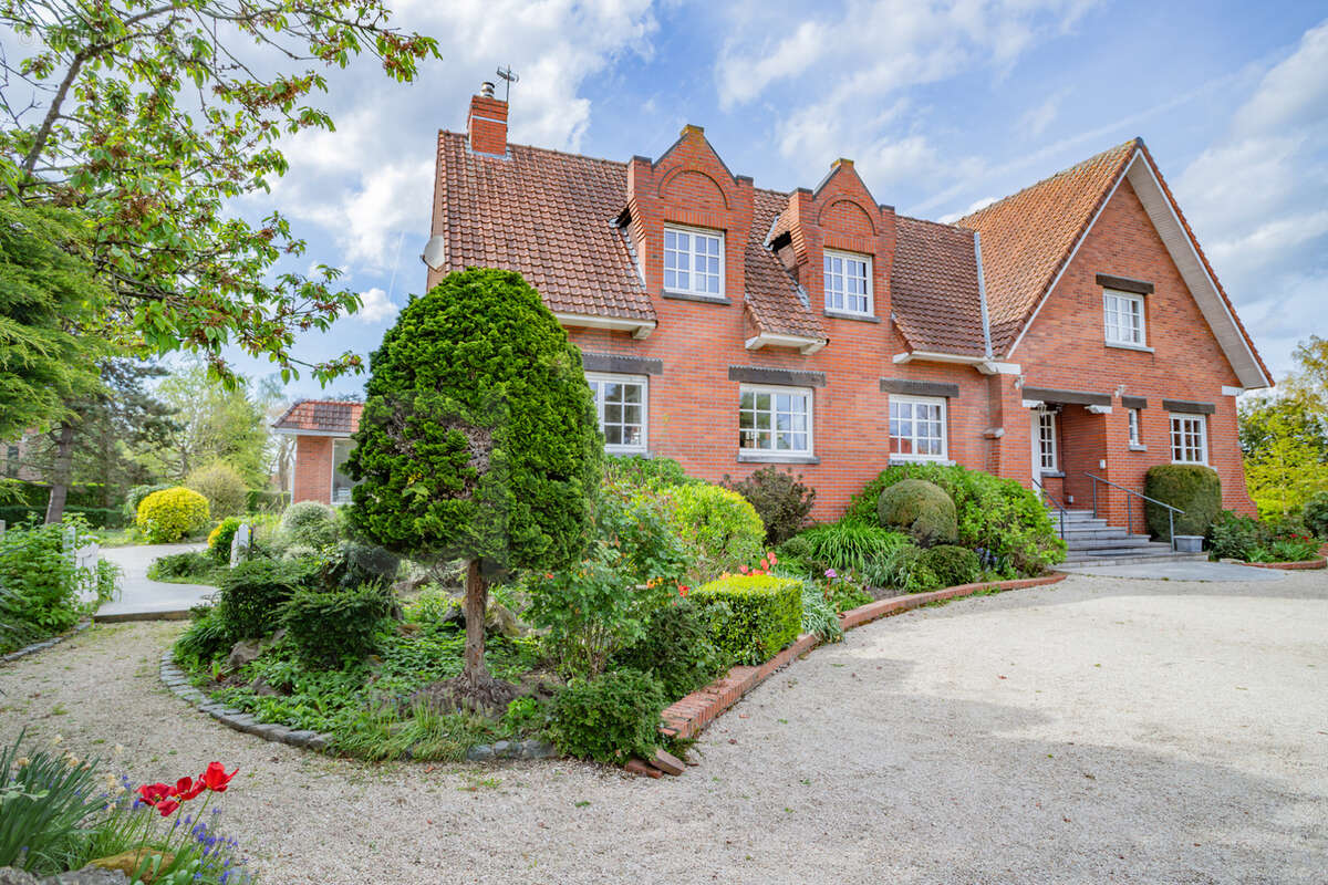 Maison à WERVICQ-SUD