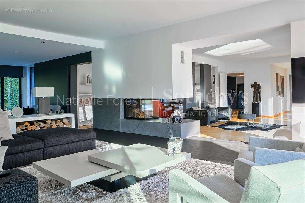 Rare villa d’exception à Croix, en fond d’allée privée avec piscine - photo 3
