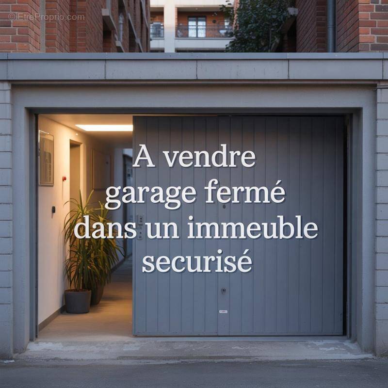 Parking à ROQUEBRUNE-CAP-MARTIN