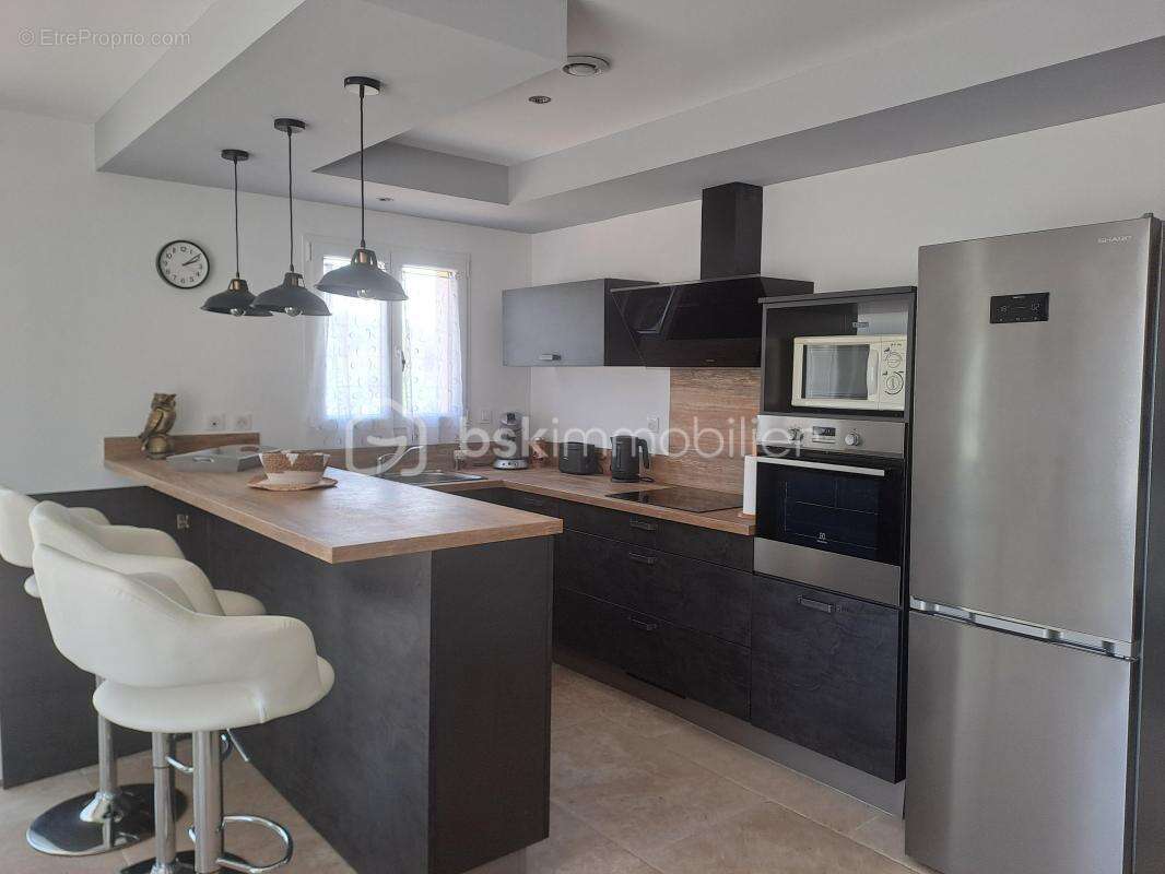 Maison à SAINTE-TULLE